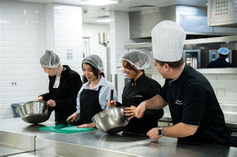 Schools offering BTEC in the UAE, Ratings .